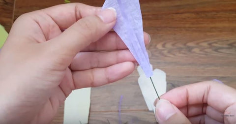how-to-make-paper-morning-glory-ipomoea-flowers-from-crepe-paper-2