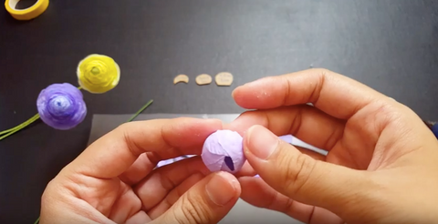 how-to-make-paper-ranunculus-flower-from-crepe-paper-ii-small-size-diy-7